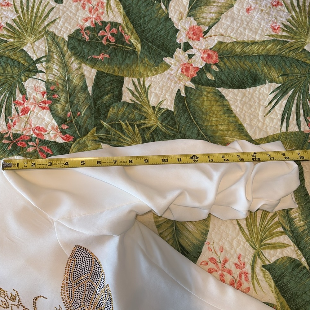 *Elegant Embellished White Blazer Jacket w Queen Bee Beaded Design Shawl Lapel - Picture 14 of 16